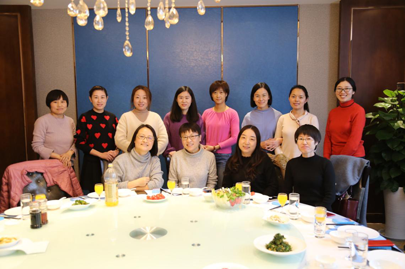 蓝月亮精选二四六资料